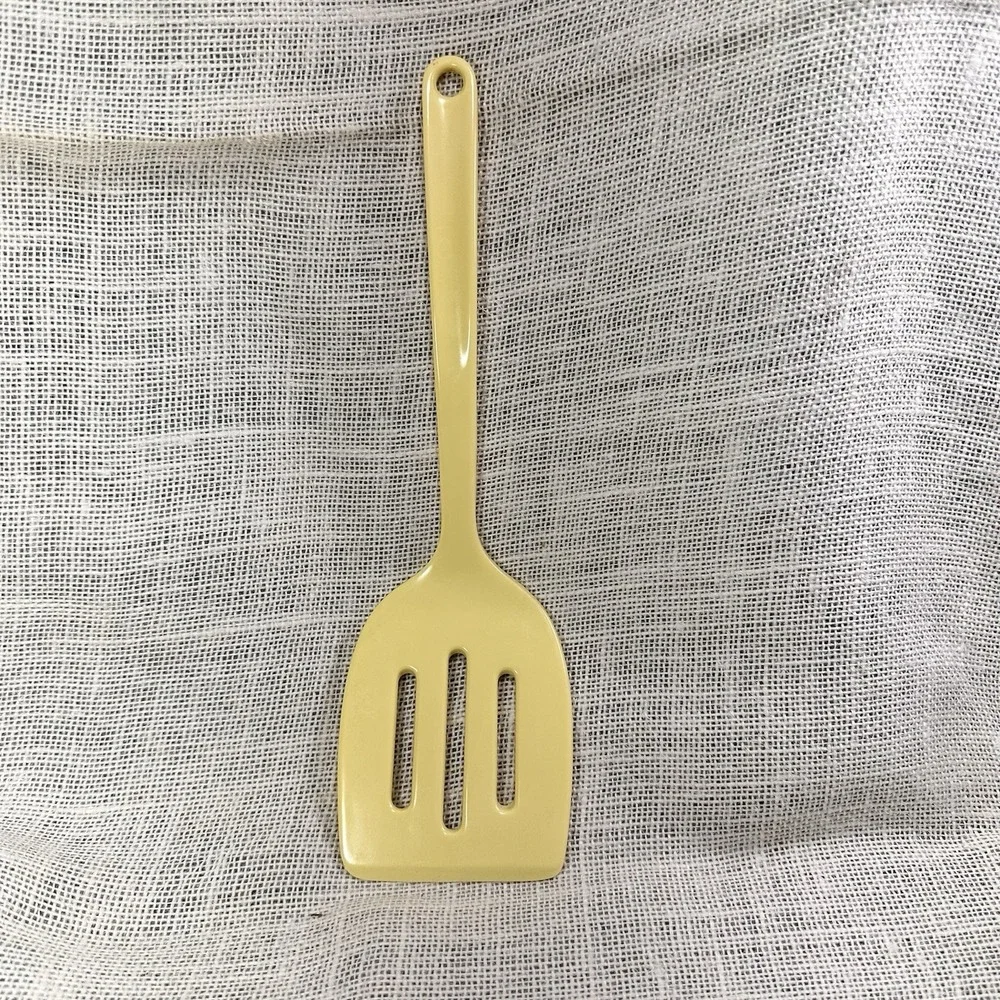 Vintage Trudeau Yellow Slotted‎ Spatula Mid Century Kitchen Utensil 1970s 2534